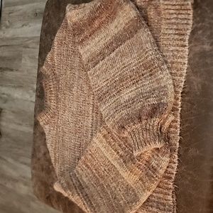 Knit Urban Outfitter is sweater